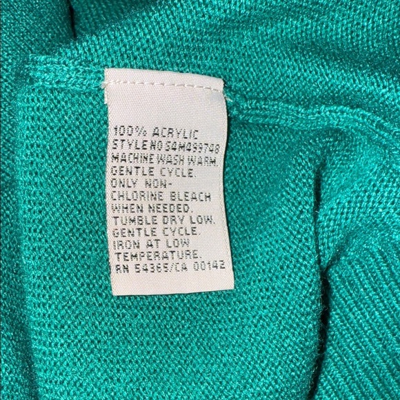 TANJAY Emerald Green Women's Neck Sweater - Picture 9 of 9